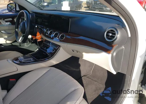 2022 Mercedes-Benz E 350 4Matic from USA, damaged, VIN W1KZF8EB7NB025428